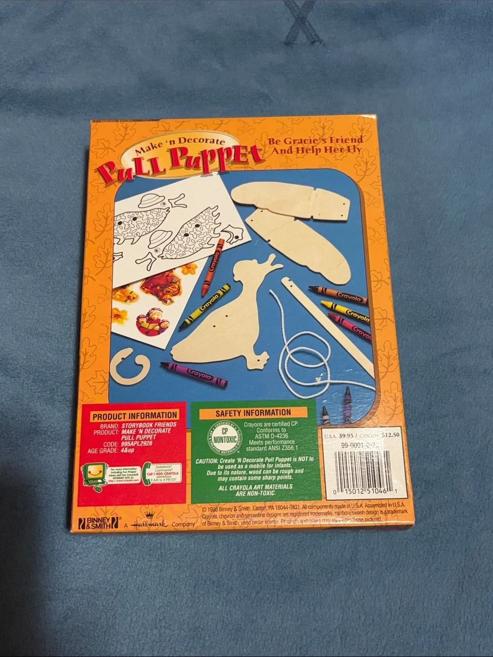 Hallmark- Make 'n Decorate Pull Puppet Kit - Be Gracie’s friend and help her fly
